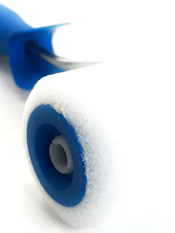 Малярный валик для ремонта