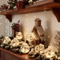 Новогодняя гирлянда с шариками "Дед Мороз"