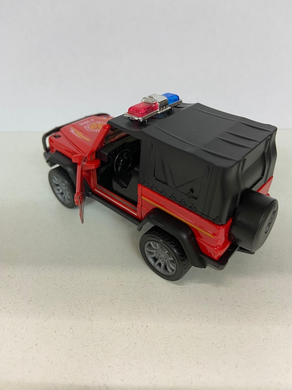 Масштабная модель джипа машины детской