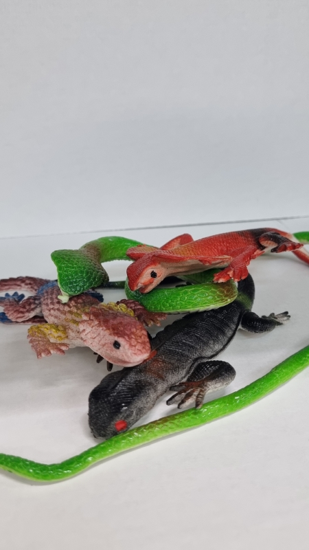 Антистресс игрушка ящерица с жабрами