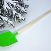 Лопата детская деревянный черенок