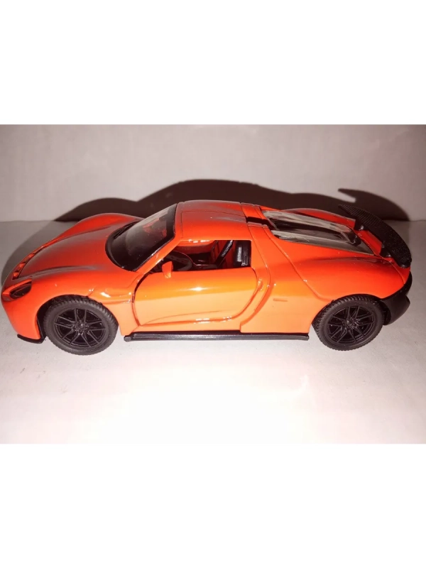 Машина игрушка спортивная