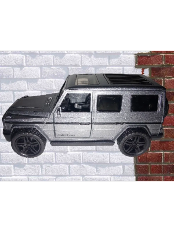 Машинка инерционная модель детская 1:39