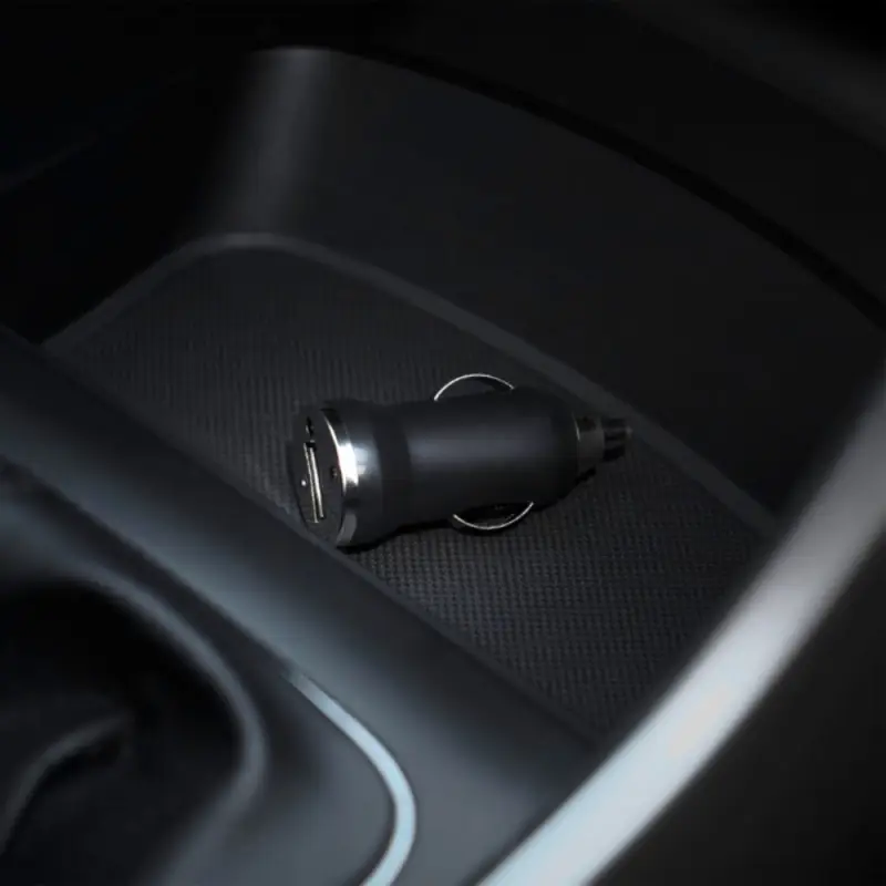 Адаптер автомобильный 1хUSB 1А, 12/24В