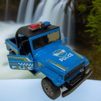 Масштабная модель джипа машины детской