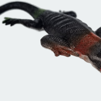 Антистресс игрушка ящерица темная