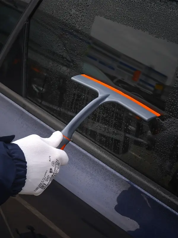 Водосгон для удаления воды (22 см)