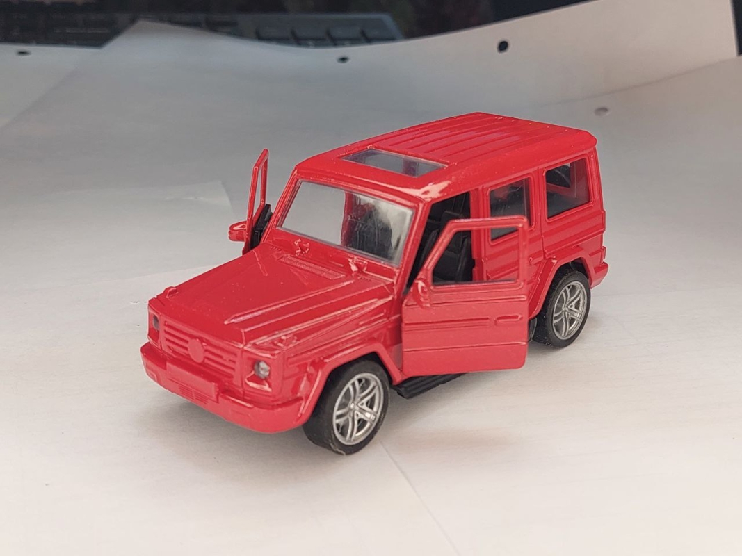 Игрушка машина джип открываются двери