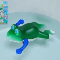 Лягушка заводная водоплавающая