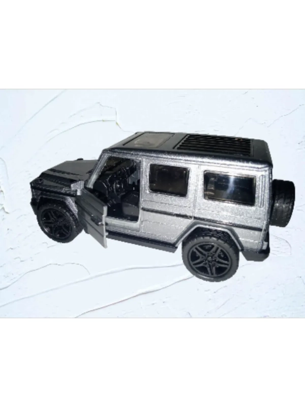 Машинка инерционная модель детская 1:39