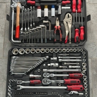 Набор инструментов 142+2В1