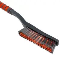 ЕРМАК Щетка для уборки снега с распушенной щетиной+скребок, 62см