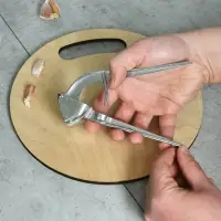 Чесноковыжималка Ретро