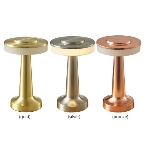 Лампа настольная металлическая (цвет в ассортименте)