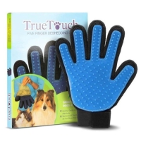 Перчатка для ухода за животными