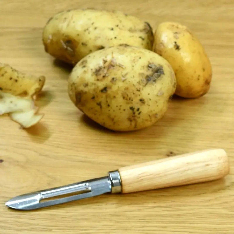 Овощечистка Ретро