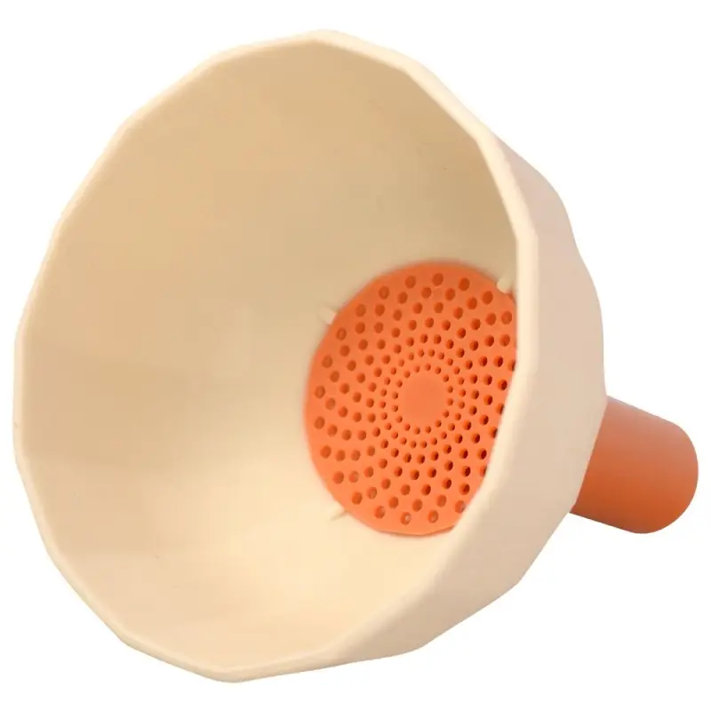 Воронка с ситечком диаметр 7 см высота 9 см