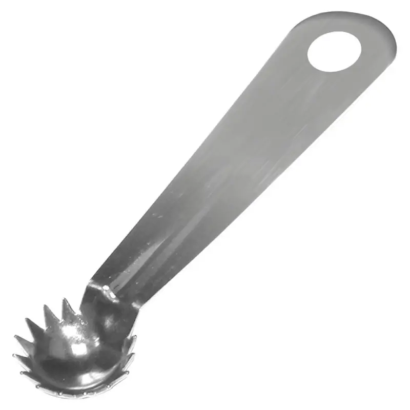 Удалитель сердцевины у клубники и томатов