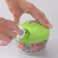 Ручной измельчитель овощей и фруктов Витаминка