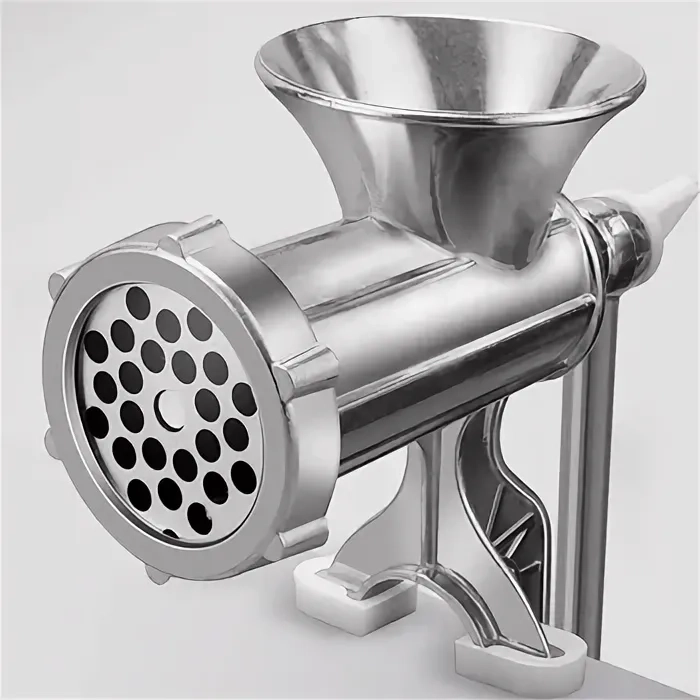 Мясорубка ручная бытовая из алюминия