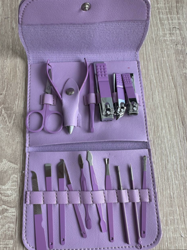 Маникюрный набор (цвет в ассортименте)