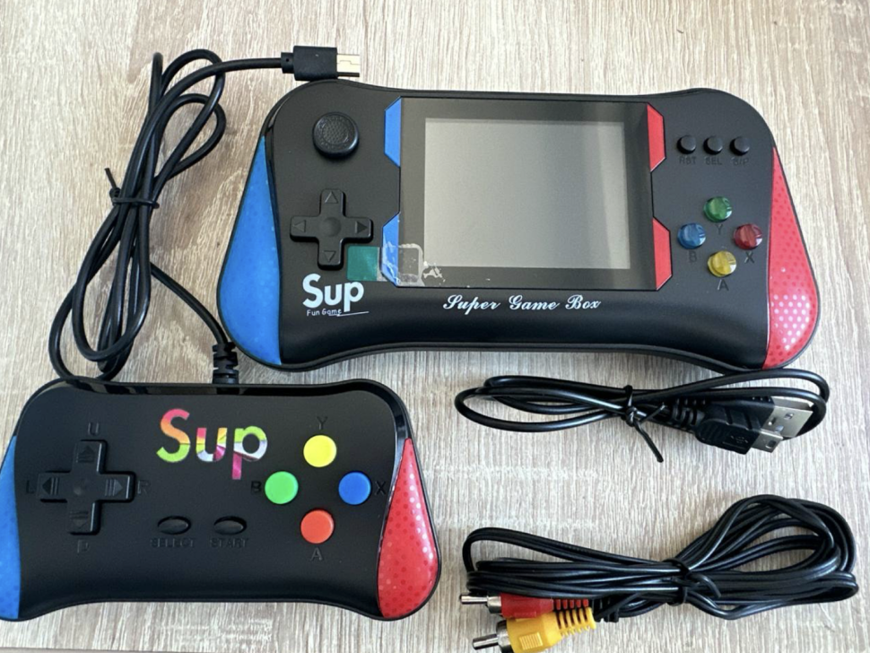 Портативная игровая приставка X7M