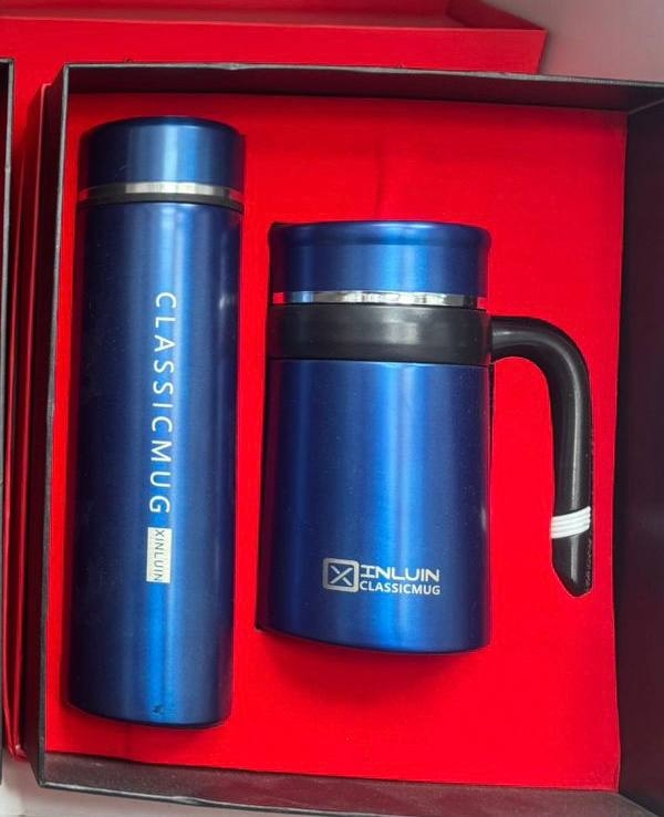 Подарочный набор с термокружкой и термосом синий