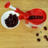 Косточковыдавливатель механический Черри