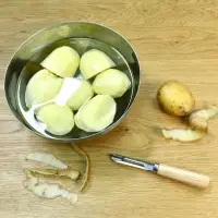 Овощечистка Ретро