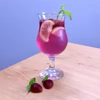 Форма для льда Клубничка