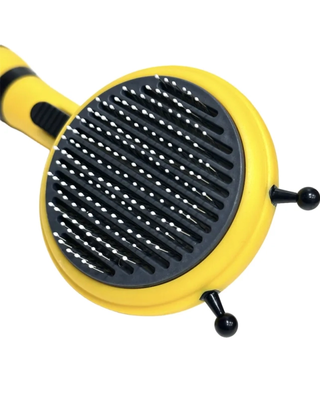 Щетка для вычесывания (цвет в ассортименте)