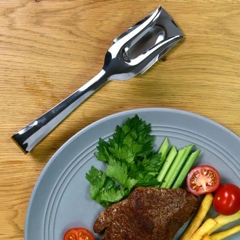 Щипцы для мяса 21см