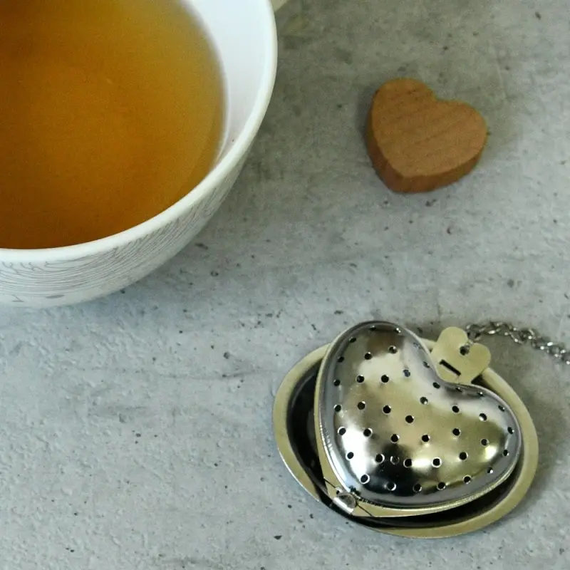 Ситечко для чая Сердце с подставкой