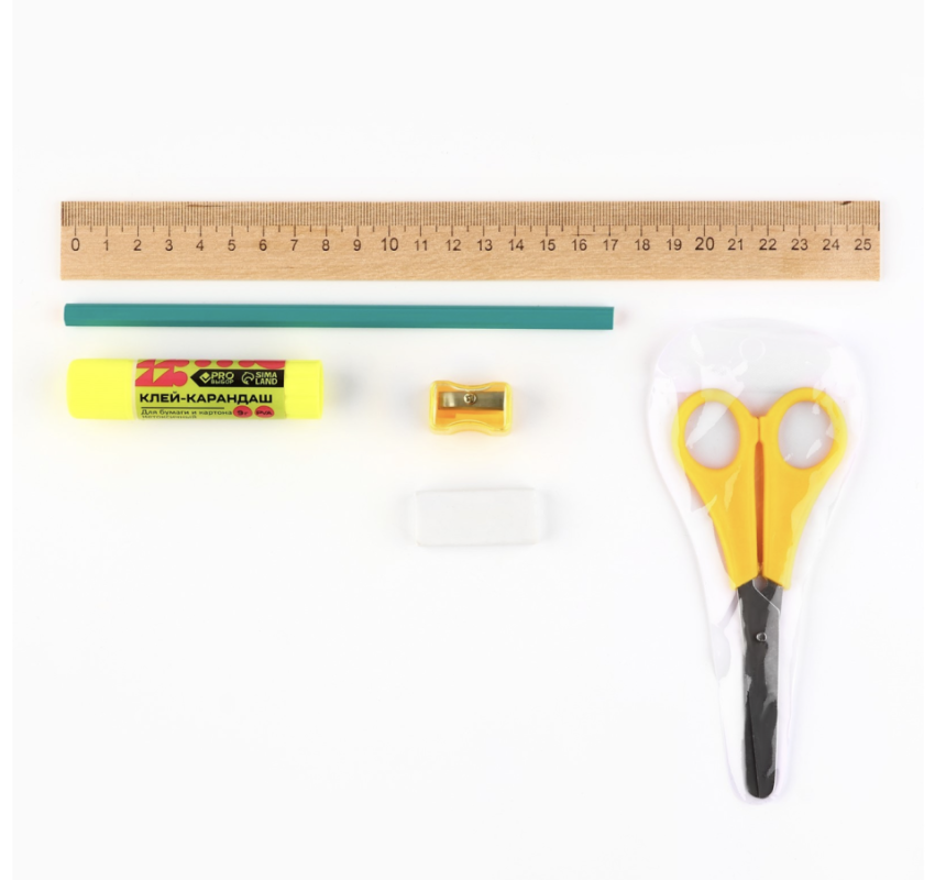 Набор первоклассника в папке 13 предметов &laquo;1 сентября: Новых знаний! Зверята&raquo;