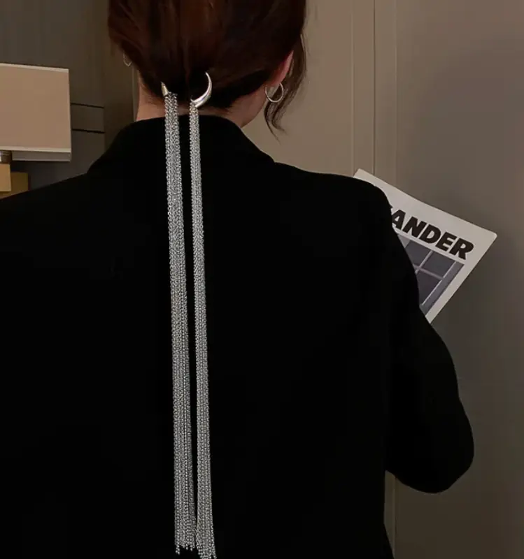 Заколка для волос с цепочками 42см