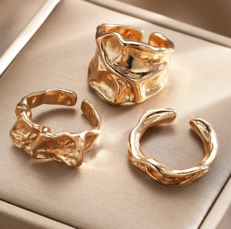 Набор колец old money бижутерия золотистые