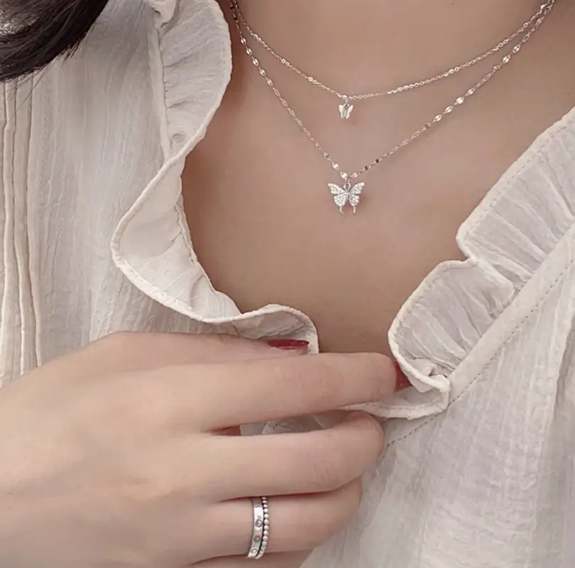 Подвеска Бабочки двойная на цепочке серебристая