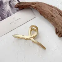 Заколка для волос 7,3 см металл золотая