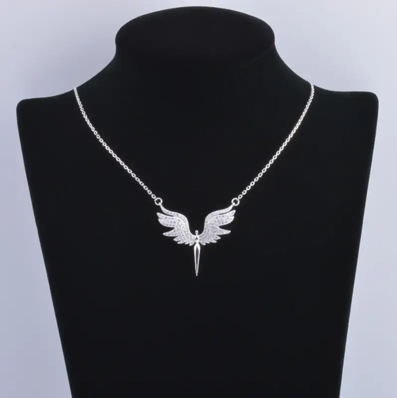 Цепочка женская с подвеской ангел