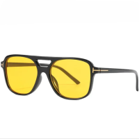 Очки солнцезащитные унисекс Ричи