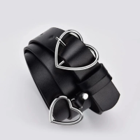 Ремень с пряжкой в форме сердца 95 см