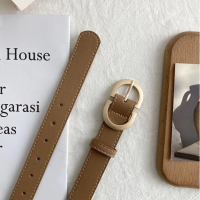 Ремень бежевый с золотой пряжкой 100 см