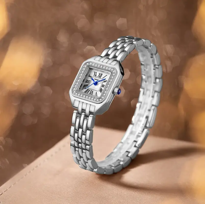 Часы женские наручные со стразами кварцевые серебристые