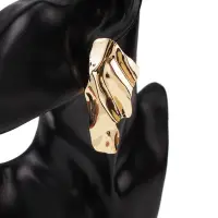 Серьги крупные золотистые