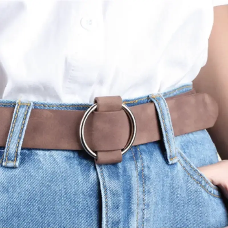 Ремень коричневый с круглой пряжкой 100см