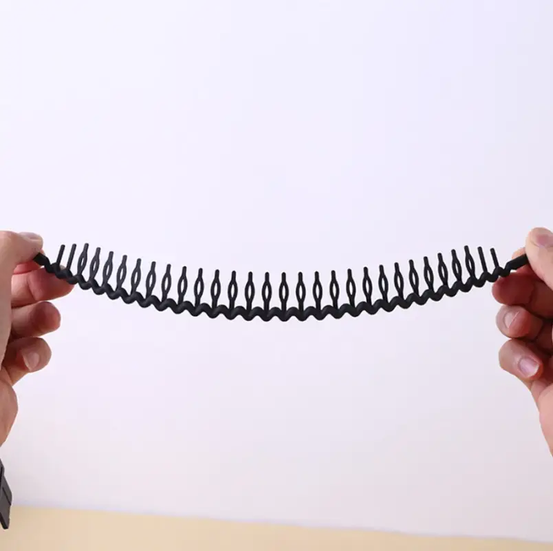 Ободок для волос пластиковый черный