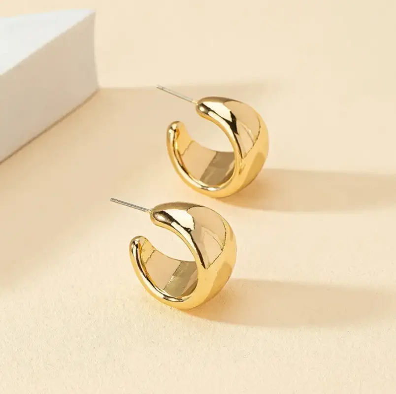 Серьги крупные кольца золотистые