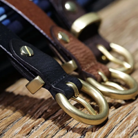 Ремень экокожа черный с золотой пряжкой 105 см