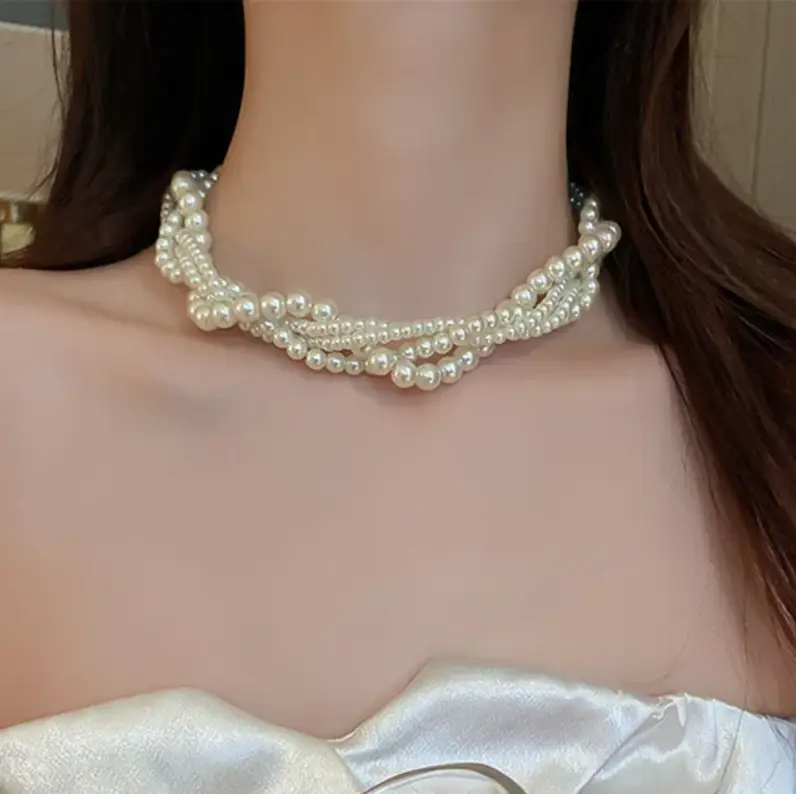 Колье из жемчуга переплетенное