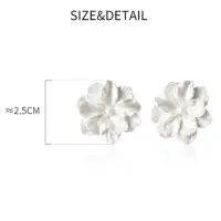 Серьги пусеты с перламутровым цветком